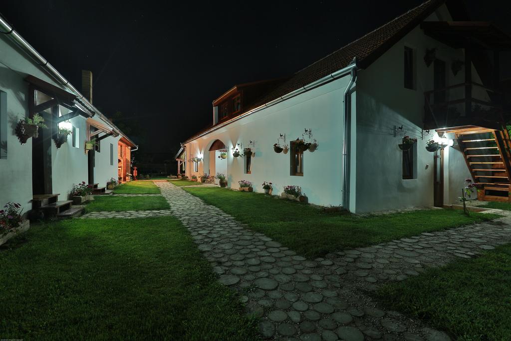 Pensiunea Casa Canda Felsőszálláspatak Kültér fotó