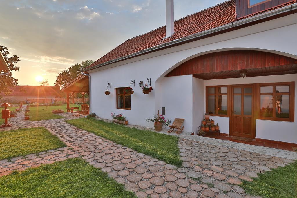 Pensiunea Casa Canda Felsőszálláspatak Kültér fotó
